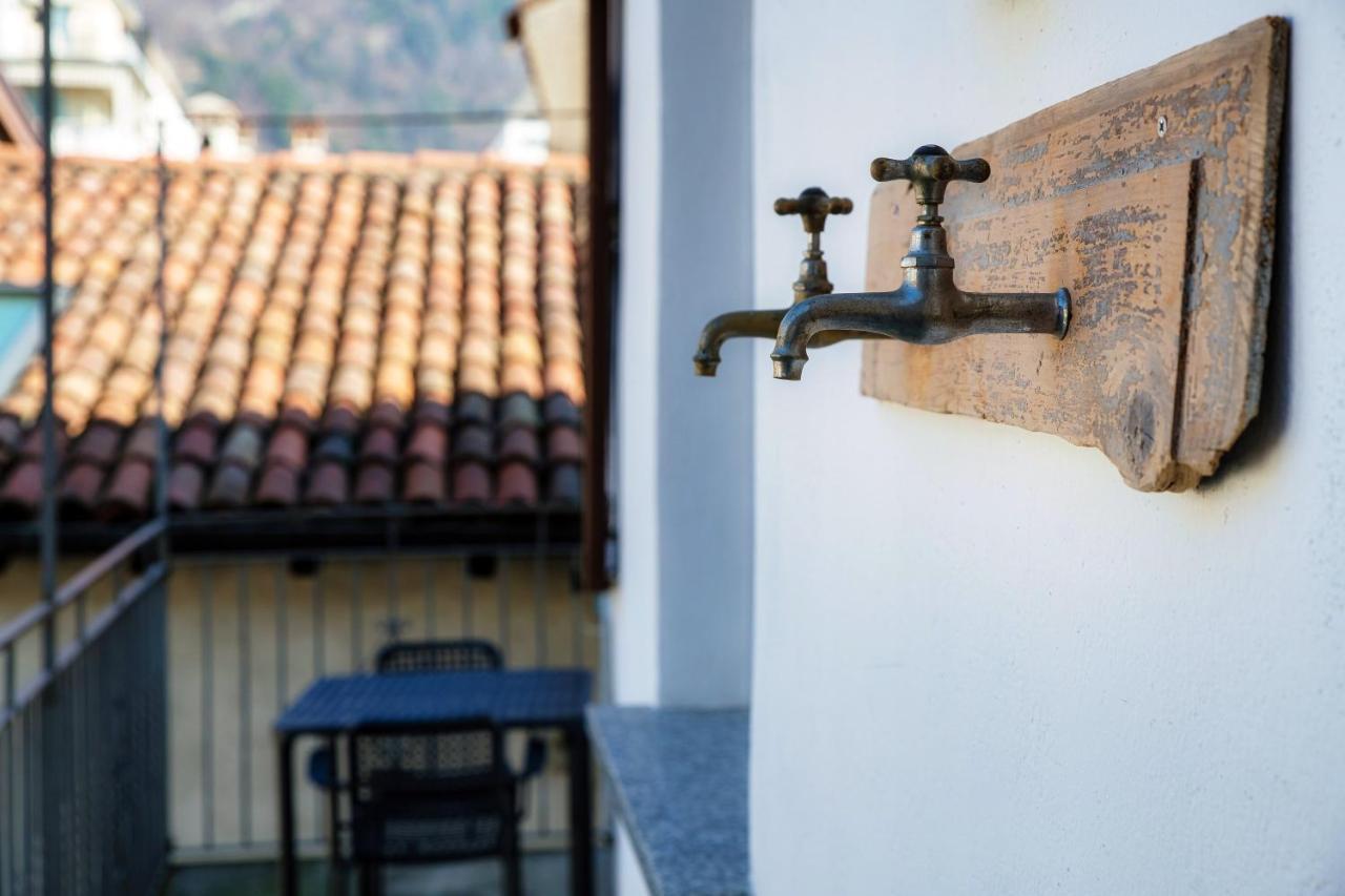 Barbablue Flat - The House Of Travelers Como Exterior foto