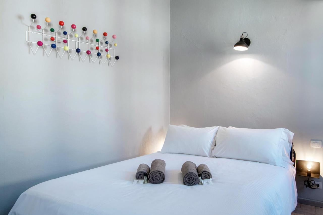 Barbablue Flat - The House Of Travelers Como Exterior foto